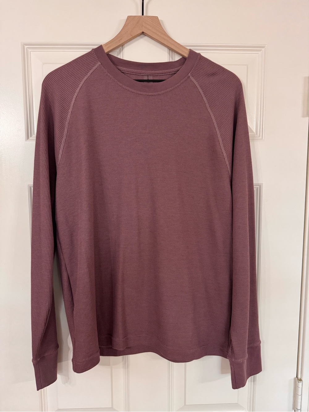 Outdoor Voices Men's Long-Sleeve Crew in Mauve